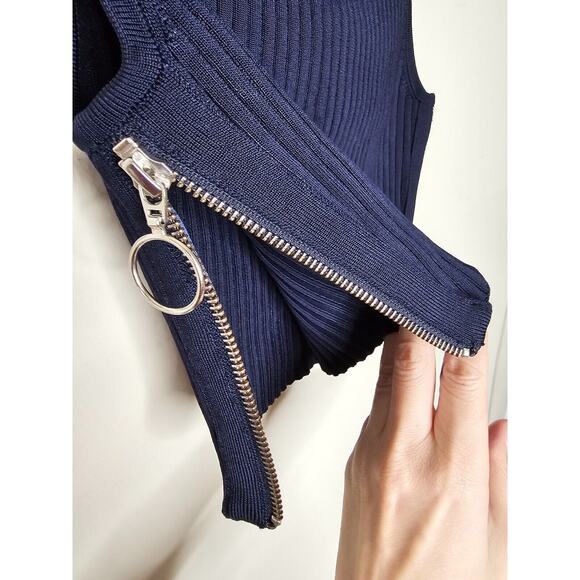 Arc Navy Blue Off Shoulder Ribbed Sweater Silver Side Zip Crop Top P S - Picture 4 of 7